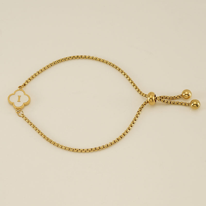 Gelang Fashion Four-Leaf Lucky Clover Huruf Inisial Nama Anda Berlapis Emas Dapat Disesuaikan - perhiasandirect