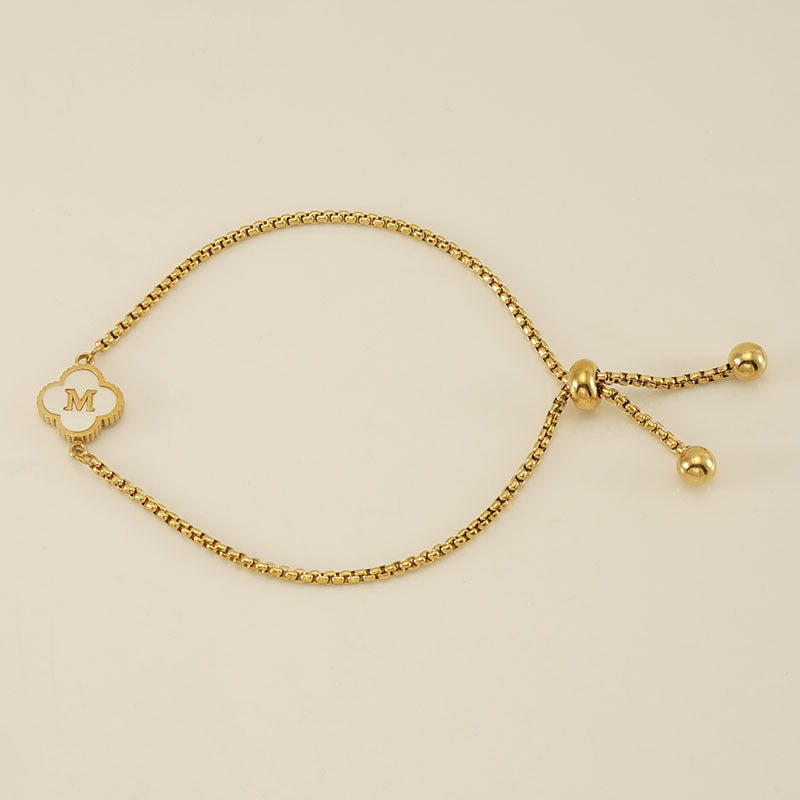 Gelang Fashion Four-Leaf Lucky Clover Huruf Inisial Nama Anda Berlapis Emas Dapat Disesuaikan - perhiasandirect