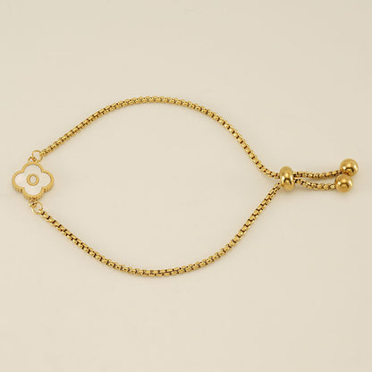 Gelang Fashion Four-Leaf Lucky Clover Huruf Inisial Nama Anda Berlapis Emas Dapat Disesuaikan - perhiasandirect