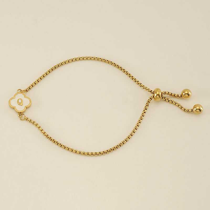 Gelang Fashion Four-Leaf Lucky Clover Huruf Inisial Nama Anda Berlapis Emas Dapat Disesuaikan - perhiasandirect