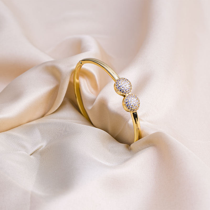 Gelang Titanium Gold Perhiasan Wanita Elegan Tahan Karat Tik Mudah Luntur Bracelets perhiasandirect