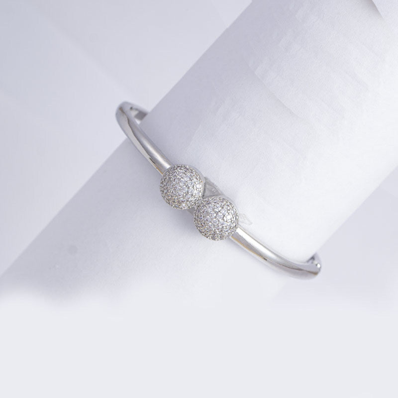 Gelang Titanium Gold Perhiasan Wanita Elegan Tahan Karat Tik Mudah Luntur Bracelets perhiasandirect