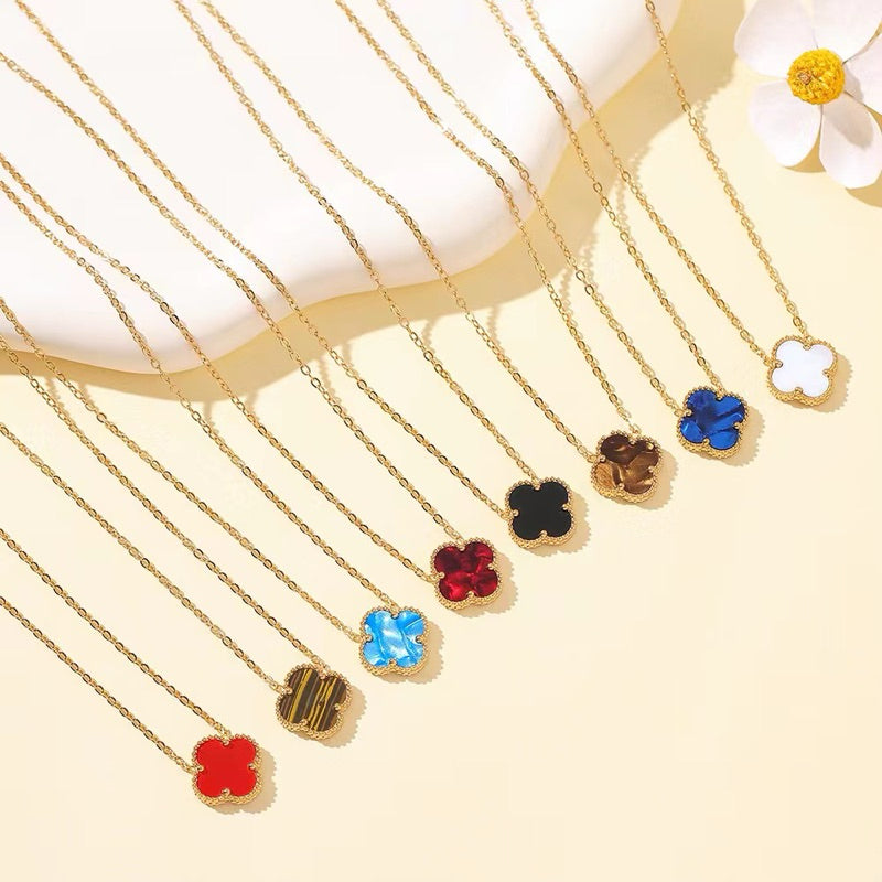 Kalung Four-leaf Clover 13mm Bolak-balik Titanium Anti Karat&Anti Luntur Harga Grosir - perhiasandirect