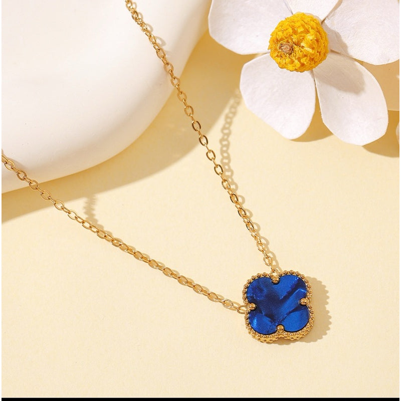Kalung Four-leaf Clover 13mm Bolak-balik Titanium Anti Karat&Anti Luntur Harga Grosir - perhiasandirect