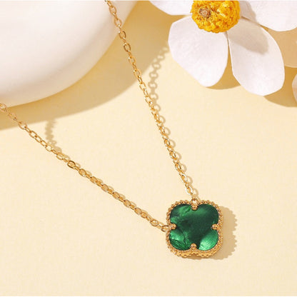 Kalung Four-leaf Clover 13mm Bolak-balik Titanium Anti Karat&Anti Luntur Harga Grosir - perhiasandirect