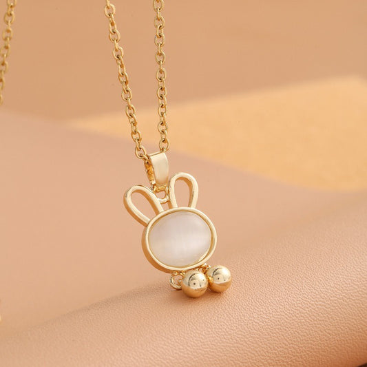 Kalung Kelinci Berlian Putih Wanita - Perhiasan Stainless Steel Elegan, Pendant Klasik dengan Rantai Emas, Grosir Harga Terbaik