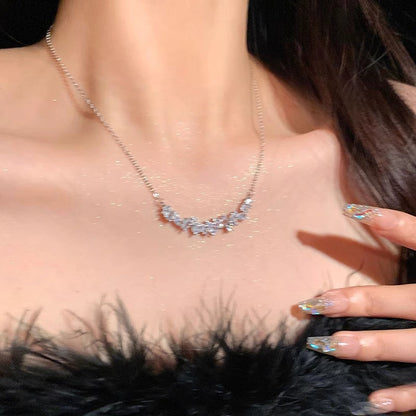 Kalung Wanita Bunga Wisteria Senyum – Hadiah Manis untuk Pacar & Sahabat, Cocok untuk Ulang Tahun perhiasandirect
