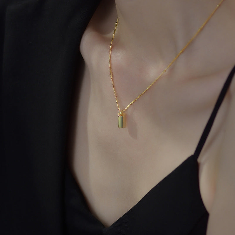 Kalung Lucky Square Lapis Emas 18k Wanita - Perhiasan Stainless Steel Elegan, Pendant Lucu Trendy, Hadiah untuk Pacar, Grosir Harga Terbaik