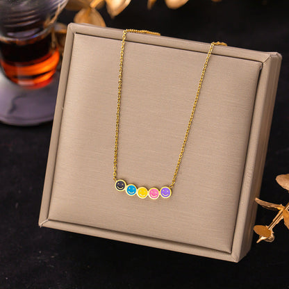 Kalung Rantai Klavikula Smile Pelangi – Titanium Anti Karat, Desain Unik & Kekinian perhiasandirect