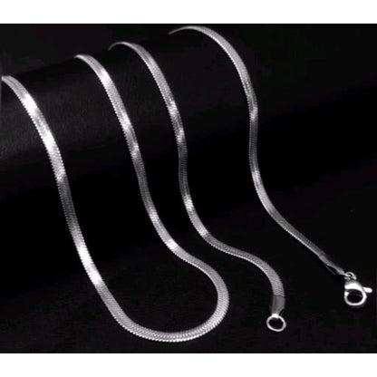 Kalung Titanium Model Casandra Pipih Untuk Pria Dan Wanita4
