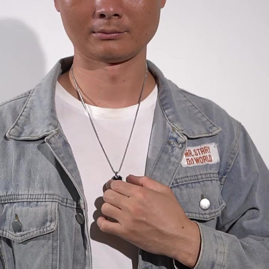 Necklace Kalung Pria Aesthetic Keren Rantai Emas Perak Liontin Kotak Enamel Hitam1