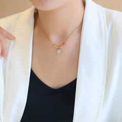 Kalung Wanita Smile Gaya Korea - Stainless Steel Lapis Emas 18K, Tidak Kusam, Elegan & Trendi!