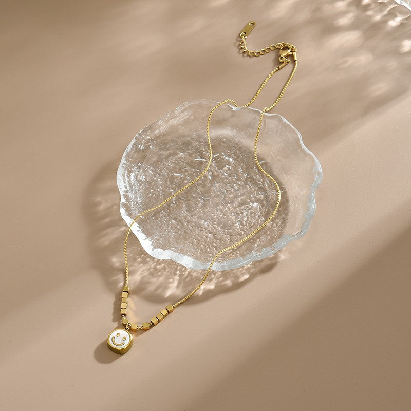Kalung "Smile" Gaya Korea - Emas 18K Stainless Steel Anti Kusam & Hypoallergenic - 我的商店