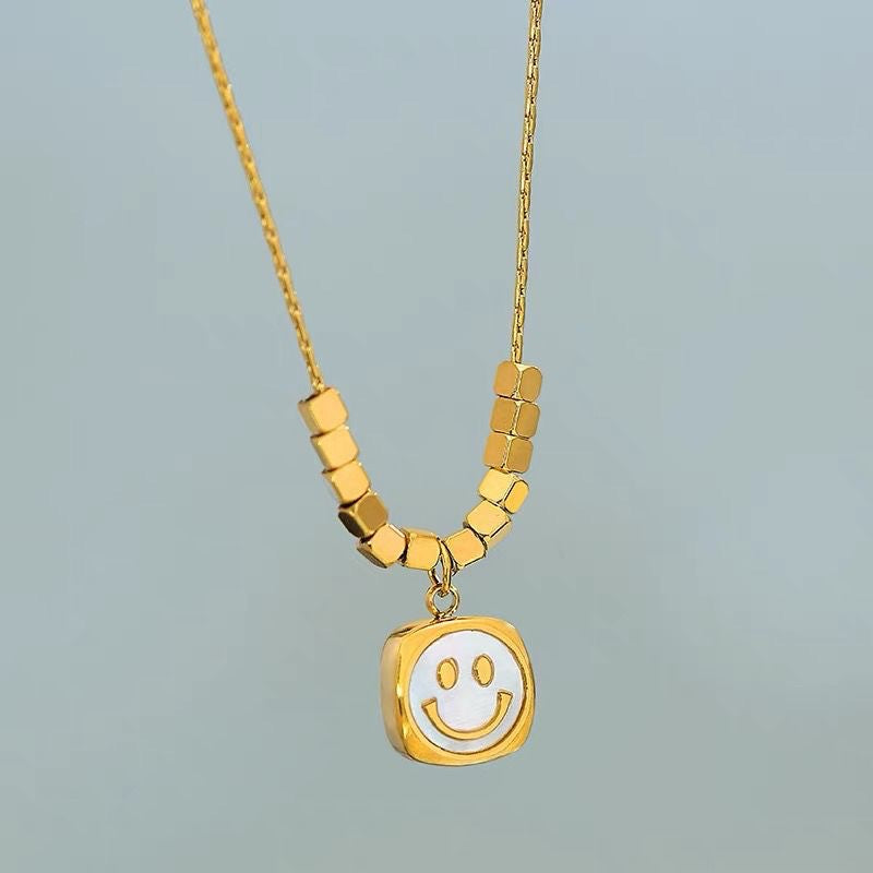 Kalung Wanita Smile Happy - Stainless Steel Lapis Emas 18K, Gaya Korea, Tidak Kusam, Elegan & Trendi! - 我的商店