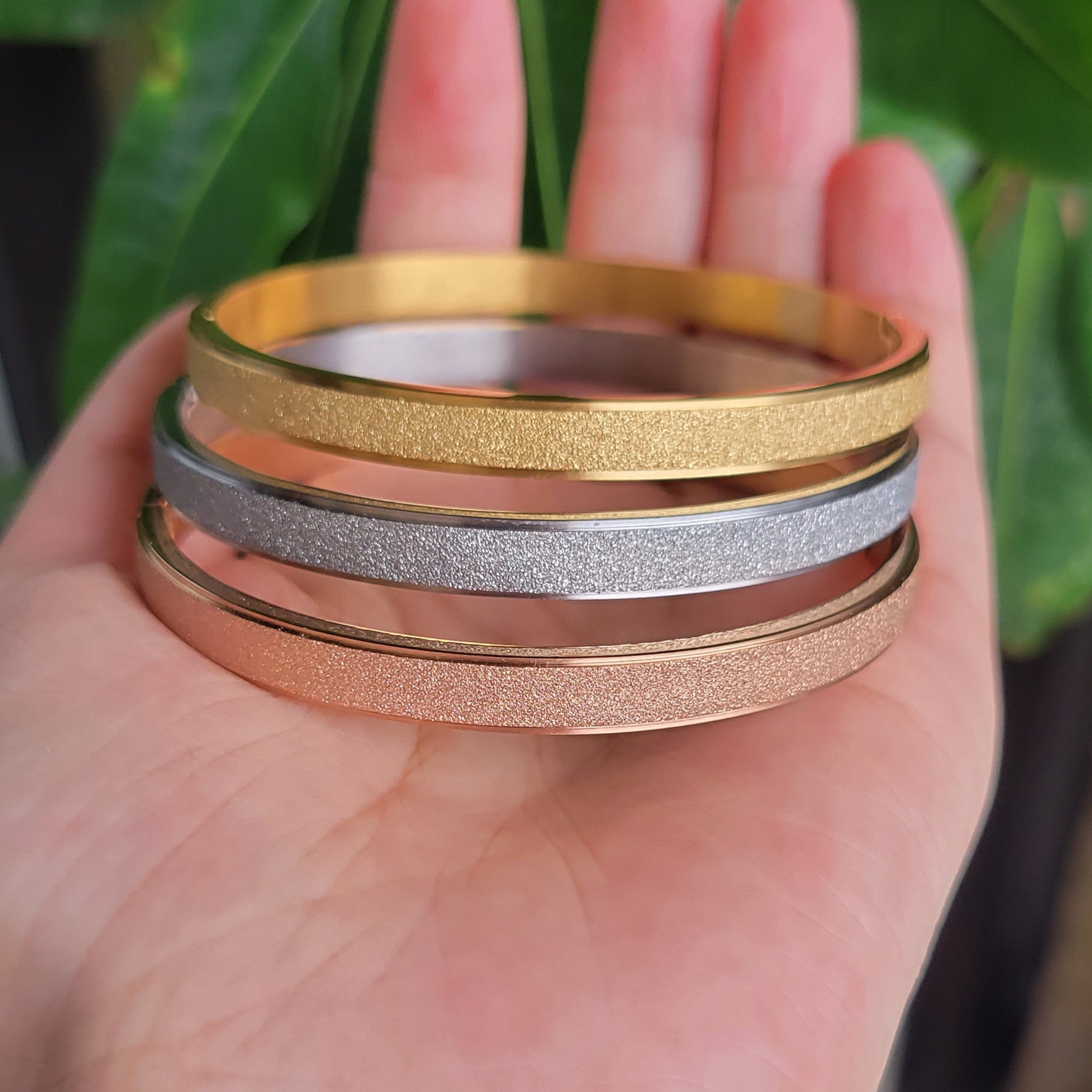 Grosir Gelang Bangle Baja Tahan Karat untuk Wanita – Elegan, Anti Karat, Hipoalergenik - 我的商店