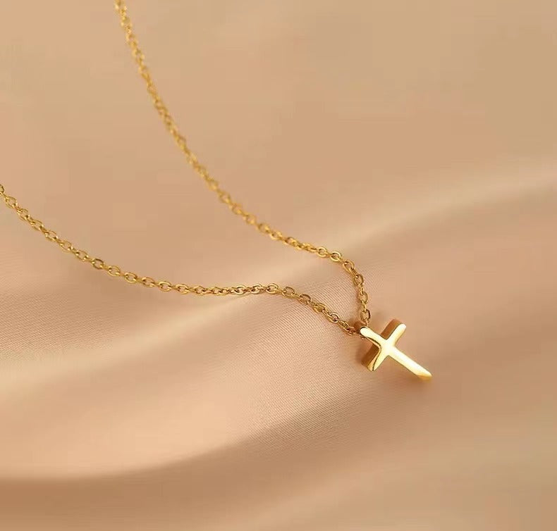Kalung Wanita Salib Minimalis Lapis Emas 18K - Stainless Steel, Tidak Kusam, Elegan & Trendi! - 我的商店