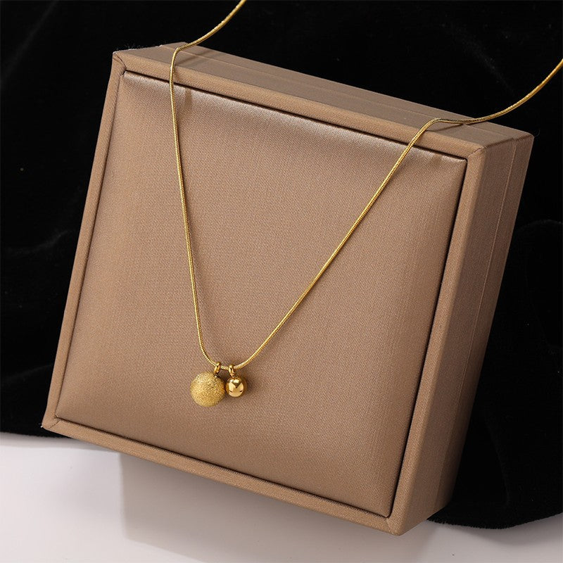 Kalung Bola Keberuntungan Emas 18K untuk Wanita – Perhiasan Stainless Steel Anti Karat Gaya Korea - 我的商店
