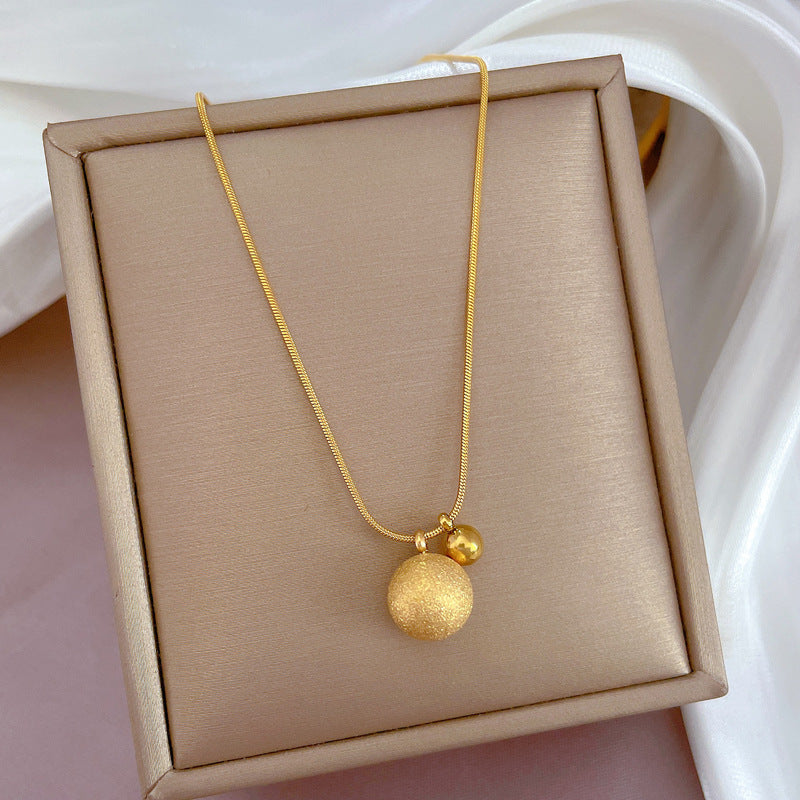 Kalung Bola Keberuntungan Emas 18K untuk Wanita – Perhiasan Stainless Steel Anti Karat Gaya Korea - 我的商店