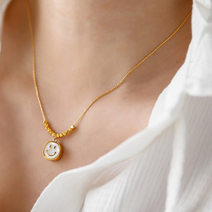 Kalung Wanita Smile Happy - Stainless Steel Lapis Emas 18K, Gaya Korea, Tidak Kusam, Elegan & Trendi! - 我的商店