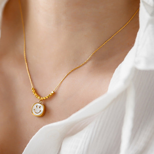 Kalung Wanita Smile Gaya Korea - Stainless Steel Lapis Emas 18K, Tidak Kusam, Elegan & Trendi! - 我的商店