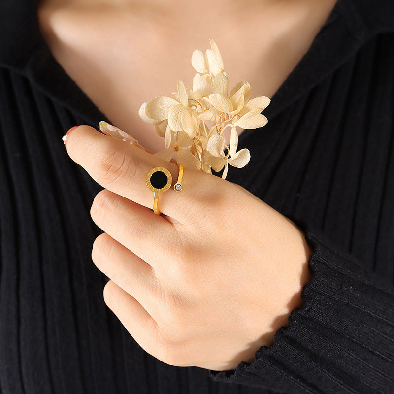 Cincin Pasangan Bulat Hitam Emas - Cincin Stainless Steel Anti Pudar | Perhiasan Hadiah Elegan - 我的商店