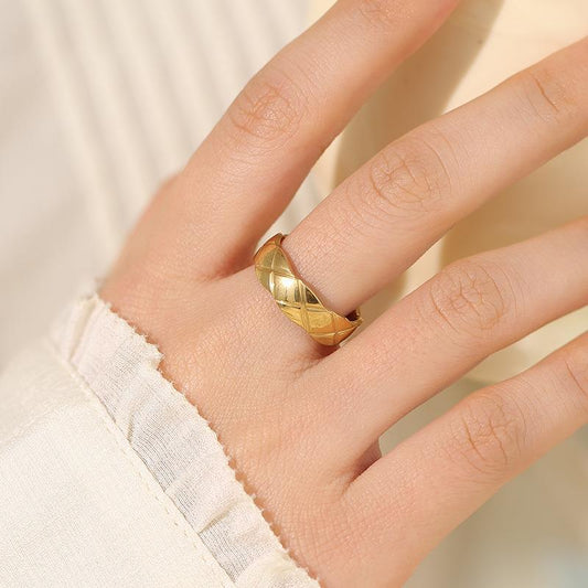 Cincin Emas Wanita - Perhiasan Stainless Steel Elegan Anti Kusam, Aksesoris Fashion Trendy, Grosir Harga Terbaik - 我的商店