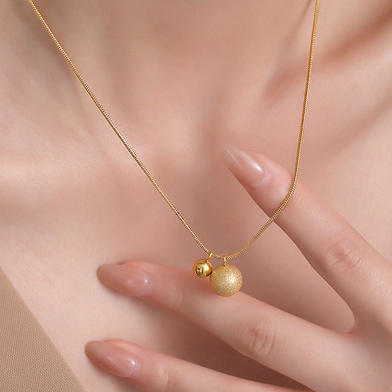 Kalung Bola Keberuntungan Emas 18K untuk Wanita – Perhiasan Stainless Steel Anti Karat Gaya Korea - 我的商店