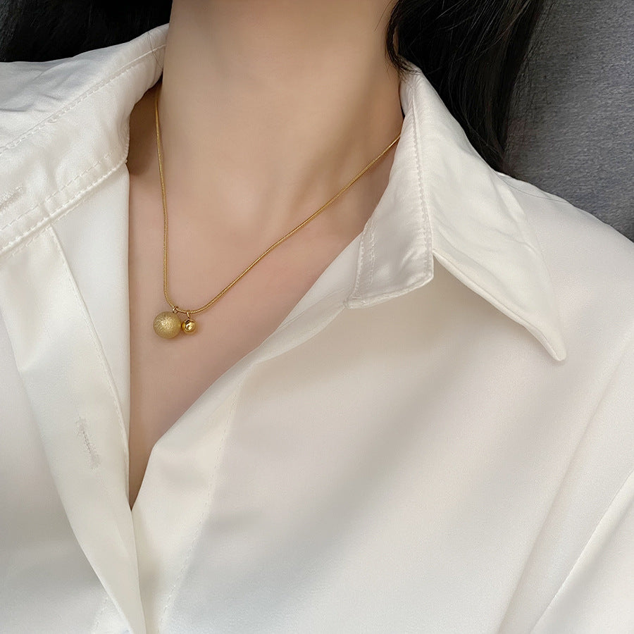 Kalung Bola Keberuntungan Emas 18K untuk Wanita – Perhiasan Stainless Steel Anti Karat Gaya Korea - 我的商店