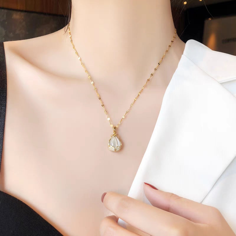 Kalung Bunga Tulip Wanita - Liontin Emas Anti Kusam dengan Rantai Elegan - 我的商店
