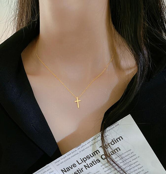 Kalung Wanita Salib Minimalis Lapis Emas 18K - Stainless Steel, Tidak Kusam, Elegan & Trendi! - 我的商店
