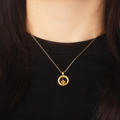 Kalung Wanita Four Leaf Titanium Steel Anti Alergi Model Bulat perhiasandirect