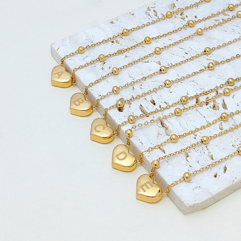 Liontin Titanium A-Z,26 letter necklace rantai leher titanium nama sendiri 26 letters love chain anti karat - 我的商店