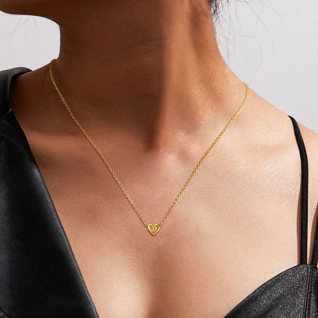 Liontin Titanium A-Z,26 letter necklace rantai leher titanium nama sendiri 26 letters love chain anti karat - 我的商店