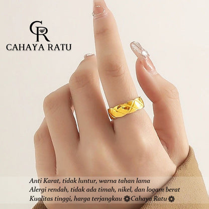 Cincin Titanium Wanita Kisi Aesthetic Korean Style Emas 18K Anti Karat Aksesoris Wanita Ring