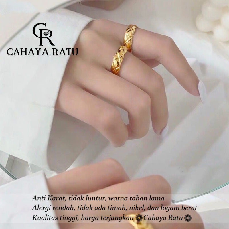 Cincin Titanium Wanita Kisi Aesthetic Korean Style Emas 18K Anti Karat Aksesoris Wanita Ring